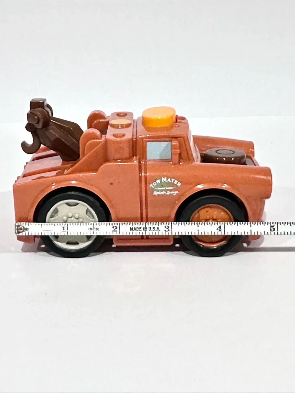 Fisher Price Disney Pixar Cars 2 Talking Flashlight Mater Truck
